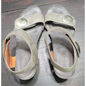 Taos Carousel 2 Womens Grey Leather Comfort Wedge Sandals Shoes Size 37 US 5.5-6